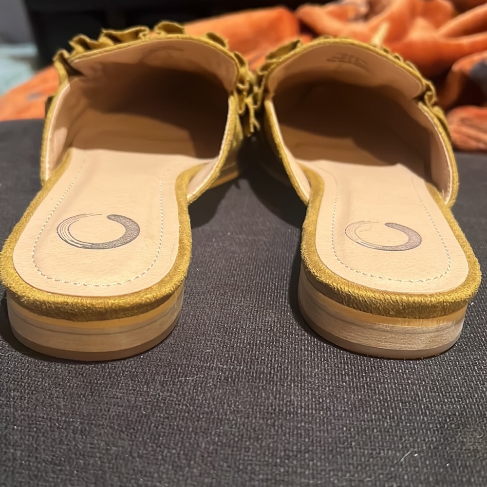 Women’s Journee flat mules, dressy shoes , size 8, excellent condition - Picture 7 of 12